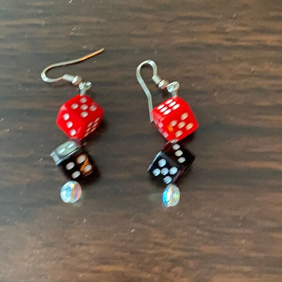 Set of Dice Hanging Earrings Dangle French Hook Black & Red Very Nice Handmade - Picture 4 of 5